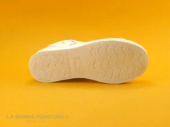 Chipie VOUTI Blanc Papillons - Basket Fille -LA BONNE POINTURE Soldes cd24607c73b9e66c561f35ea11d5d5ef 2765501 156241