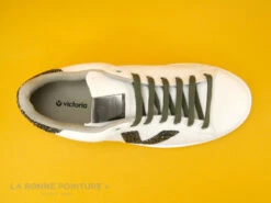 Victoria 125244 Blanc - Glitter - Lacet Kaki - Basket Basse Femme 14 Victoria 125244 Blanc - Glitter - Lacet Kaki - Basket Basse Femme -LA BONNE POINTURE Soldes cd24607c73b9e66c561f35ea11d5d5ef img 0733.jpg 160857