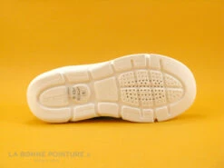 Geox ARIL J16DLB Silver - Basket Fille Gris Argent -LA BONNE POINTURE Soldes cd24607c73b9e66c561f35ea11d5d5ef img 1990.jpg 162349