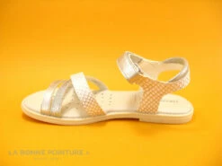 Geox Sand Karly White Silver J5235D Nu-pieds Fille 11 Geox Sand Karly White Silver J5235D Nu-pieds Fille -LA BONNE POINTURE Soldes cd24607c73b9e66c561f35ea11d5d5ef img 3058.jpg 87020