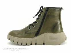 Karyoka IAN Kaki - Pochette Multicolore - Boots Plateforme Femme Kaki -LA BONNE POINTURE Soldes cd24607c73b9e66c561f35ea11d5d5ef img 4453.jpg 176946