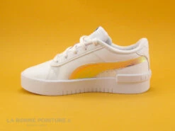 Puma JADA Holo PS Blanc - 383760Y01 - Sneakers Fille -LA BONNE POINTURE Soldes cd24607c73b9e66c561f35ea11d5d5ef img 5672.jpg 166638