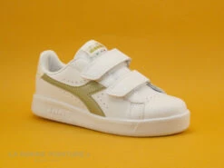 Diadora GAME P PS Girl - White Gold - Basket Fille 2 Scratches - Blanc Or -LA BONNE POINTURE Soldes cd24607c73b9e66c561f35ea11d5d5ef img 6703.jpg 167616