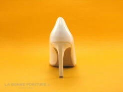Marco Tozzi 2-22415-20 White - Escarpin Blanc Verni Talon Haut -LA BONNE POINTURE Soldes cd24607c73b9e66c561f35ea11d5d5ef img 6799.jpg 113720