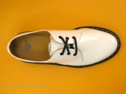 Dr. Martens Dr Martens 1461 White Patent Lamper - Chaussure Basse Blanc Verni -LA BONNE POINTURE Soldes cd24607c73b9e66c561f35ea11d5d5ef img 6881.jpg 155564