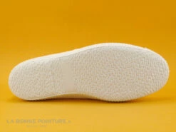 Cienta 70997 05 - Tennis Toile Blanche - Sans Lacet -LA BONNE POINTURE Soldes cd24607c73b9e66c561f35ea11d5d5ef img 7567.jpg 169006