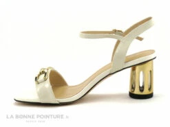 Metamorf Ose NAKATA Beige - Sandale Elegante Talon Haut Original 11 Metamorf Ose NAKATA Beige - Sandale Elegante Talon Haut Original -LA BONNE POINTURE Soldes cd24607c73b9e66c561f35ea11d5d5ef img 7825.jpg 181104