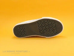 Victoria 06550 Blanc - Basket Basse Toile - Enfant 15 Victoria 06550 Blanc - Basket Basse Toile - Enfant -LA BONNE POINTURE Soldes cd24607c73b9e66c561f35ea11d5d5ef img 8885.jpg 116057